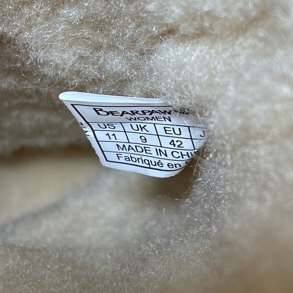 New BearPaw Women’s Phylly Hickory II Tan Suede Lace-Up Boots Size 11 - Picture 16 of 16